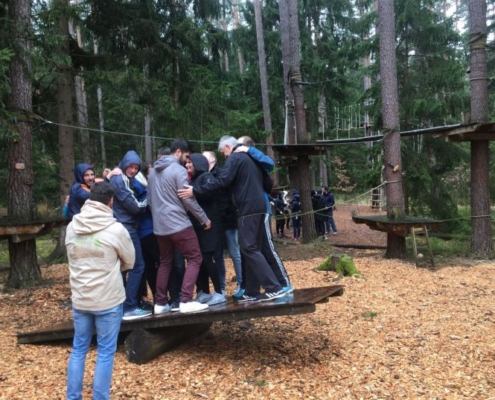 Mit originellen und mitreißenden Teambuilding Ideen gelingt es uns, den Teamgeist zu stärken und die Teilnehmer zu motivieren.